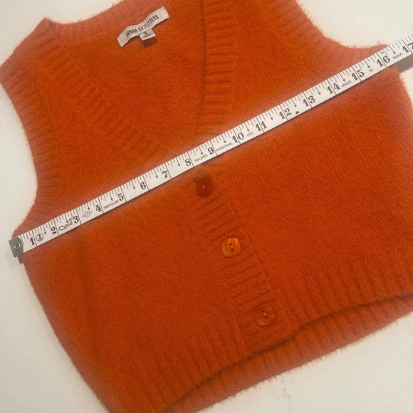 Urban Outfitters | Cropped Orange Fuzzy Buttoned Vest Size Small - Picture 3 of 4
